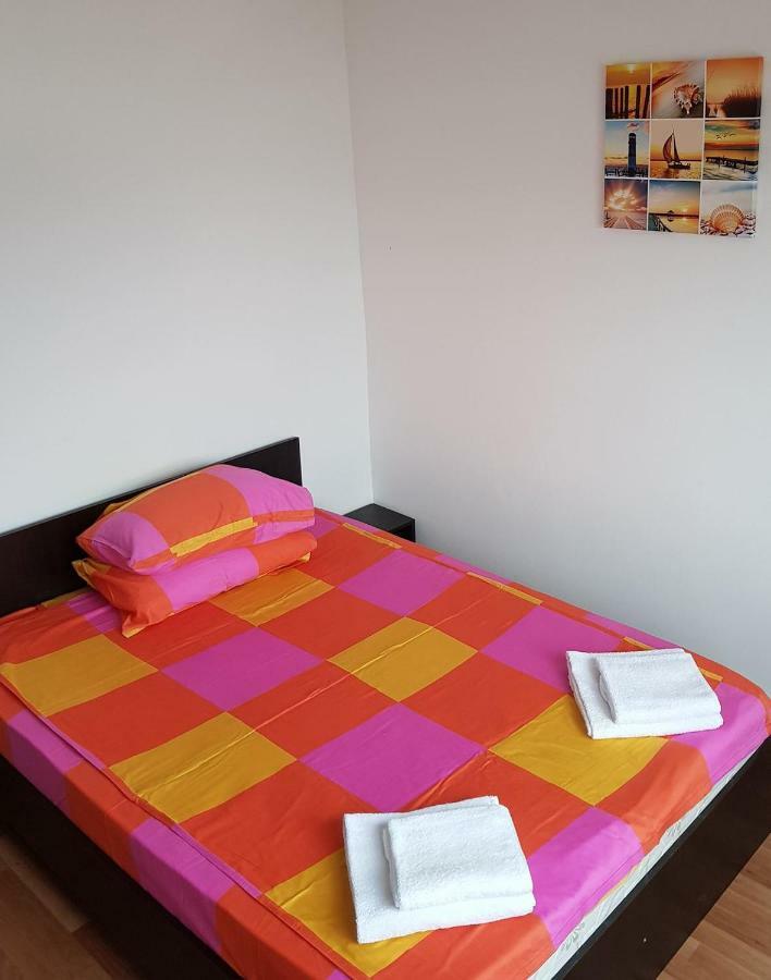 The View Apartment Orşova Esterno foto